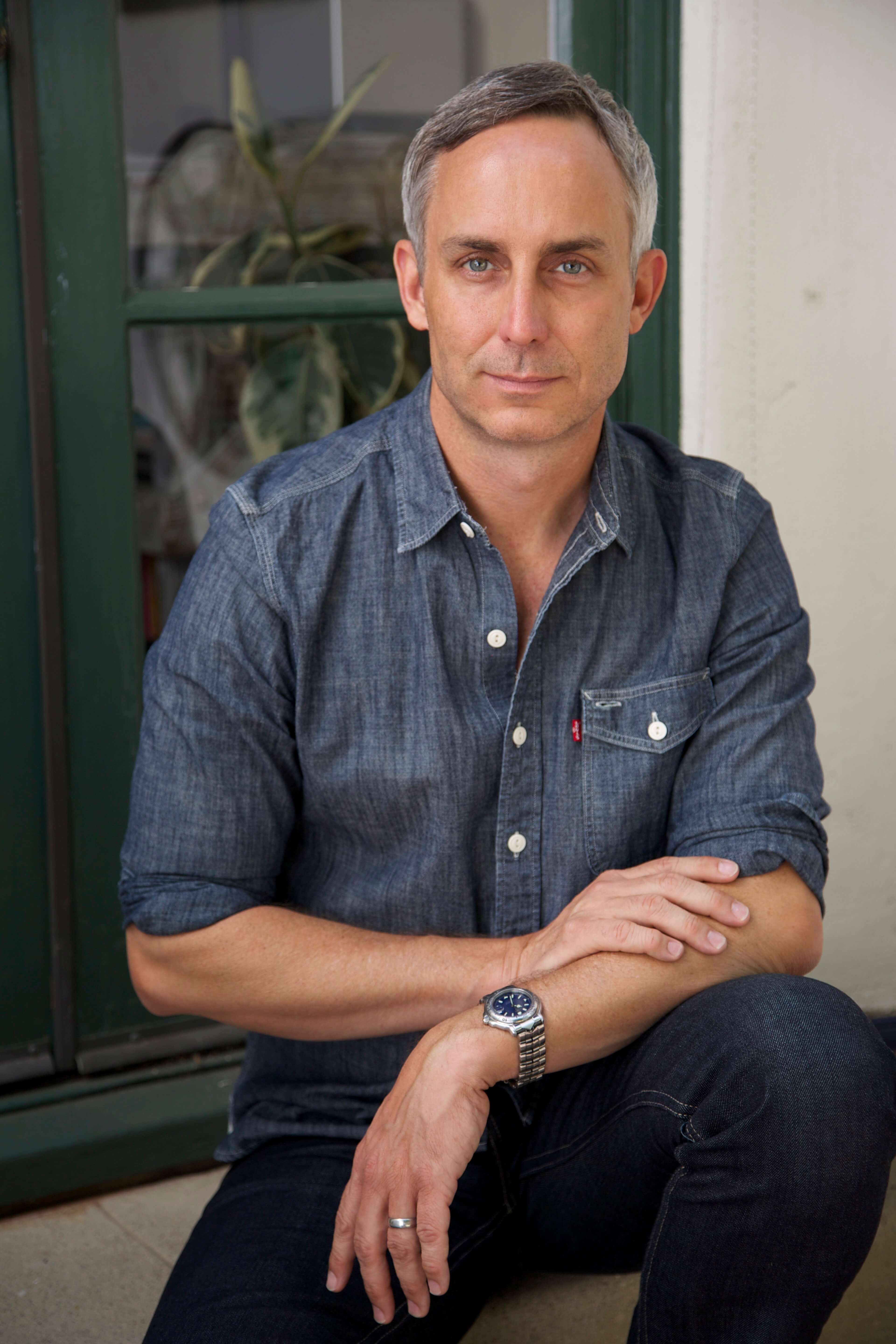 Wallace Langham — Biografi Aktor, Film, Penghargaan & Fakta