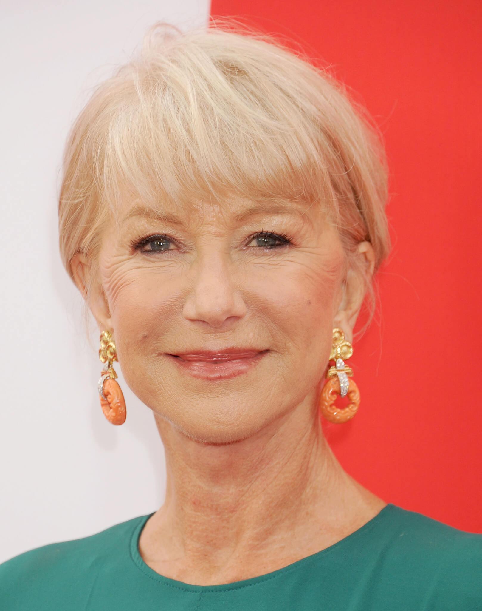 Helen Mirren — Biografi Aktor, Film, Penghargaan & Fakta