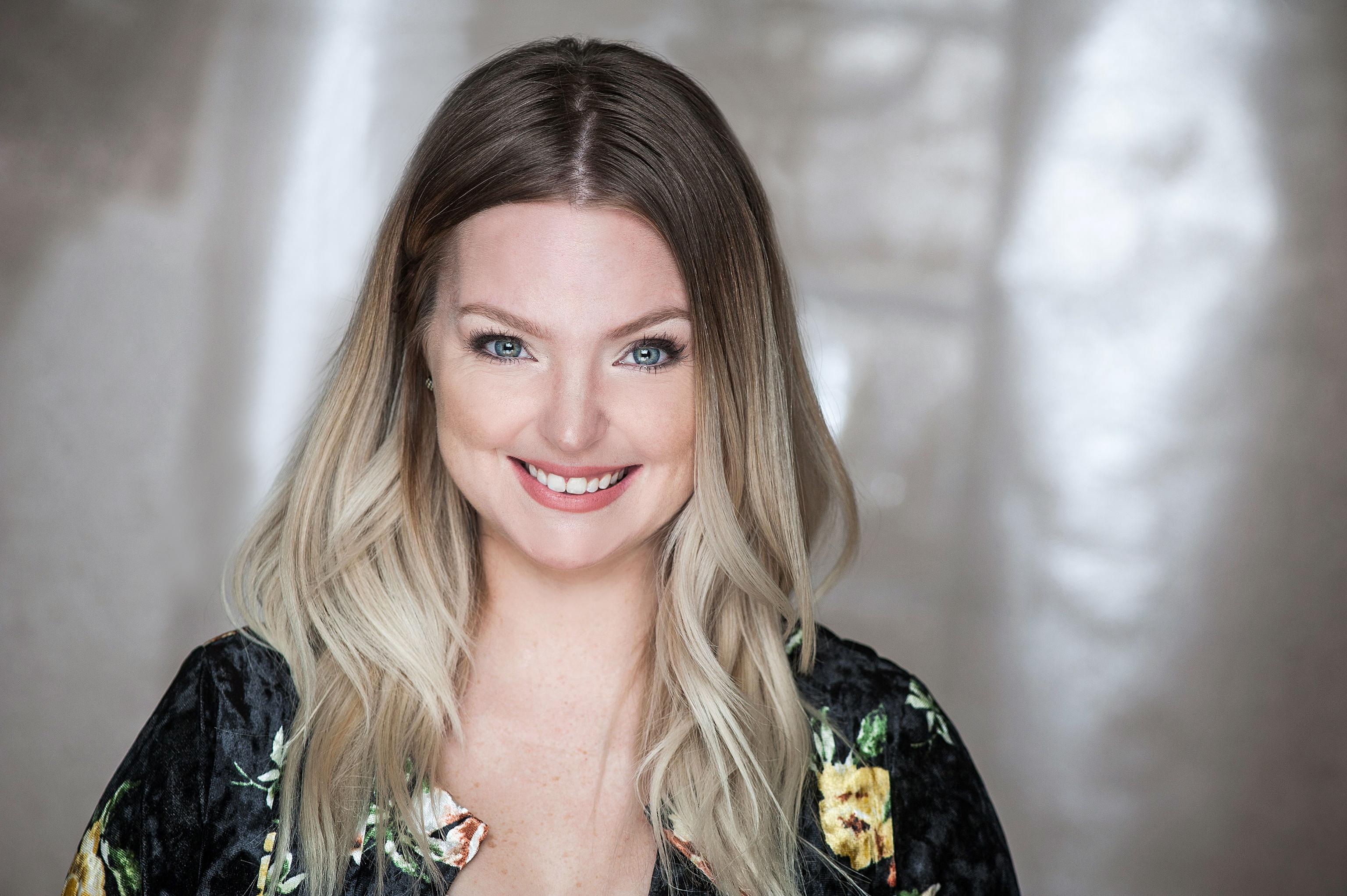 Kristin Fairlie — Biografi Aktor, Film, Penghargaan & Fakta