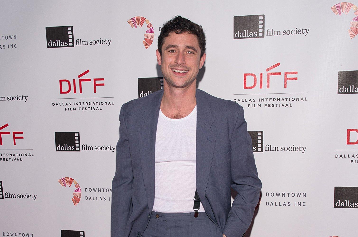 Dave Davis — Biografi Aktor, Film, Penghargaan & Fakta