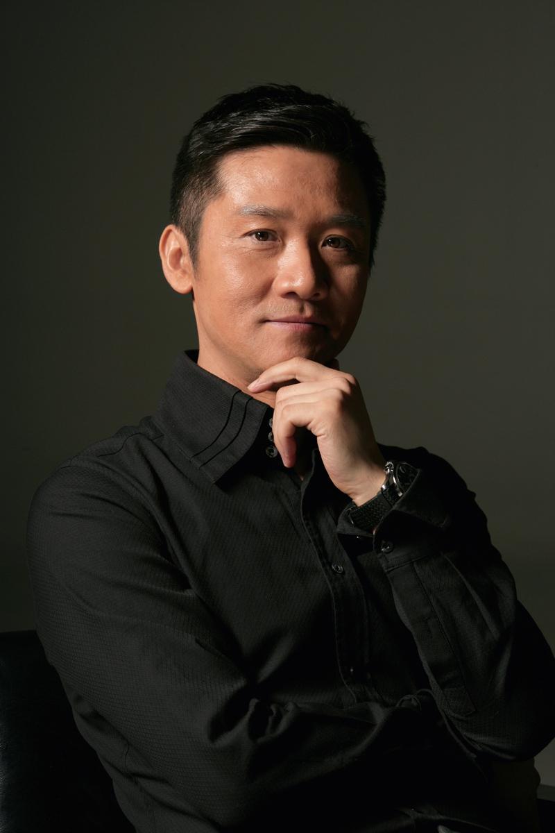 Zhi-zhong Huang — Biografi Aktor, Film, Penghargaan & Fakta
