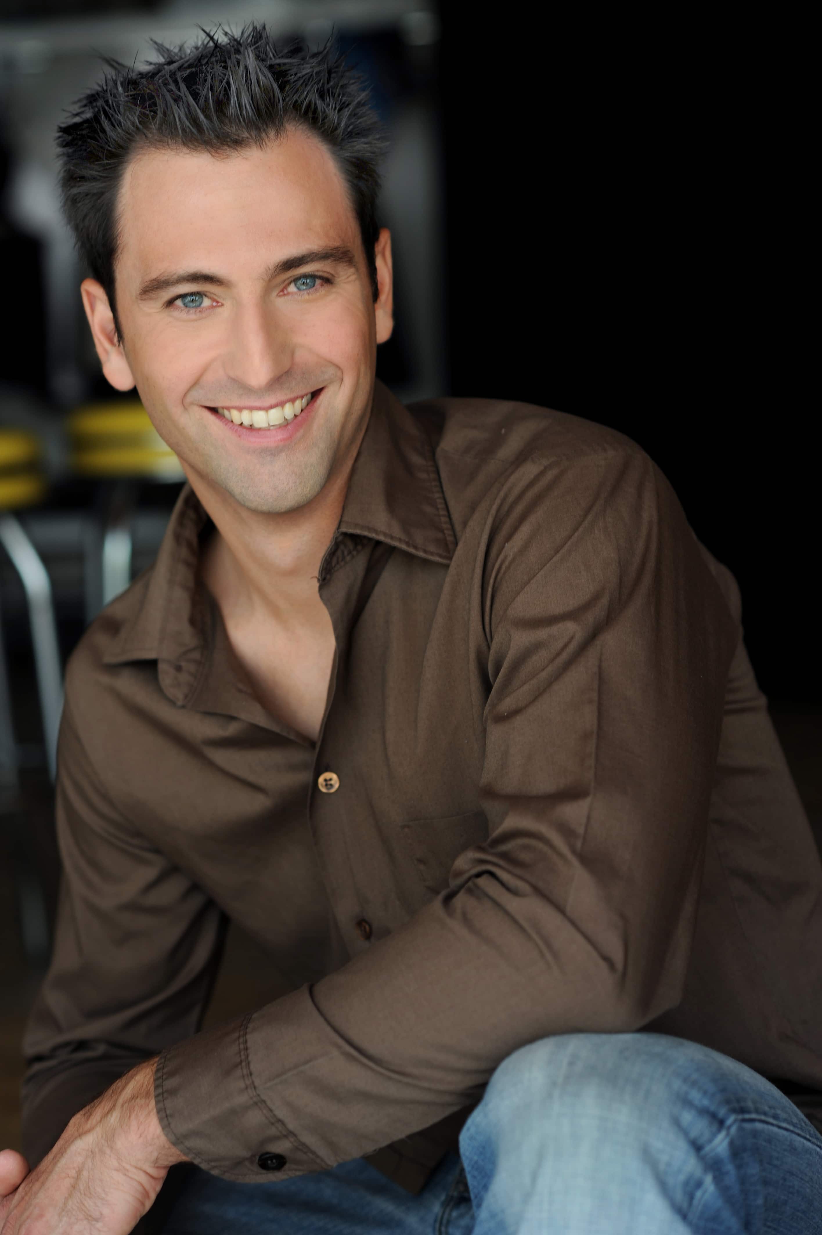 Christopher Gordon — Biografi Aktor, Film, Penghargaan & Fakta
