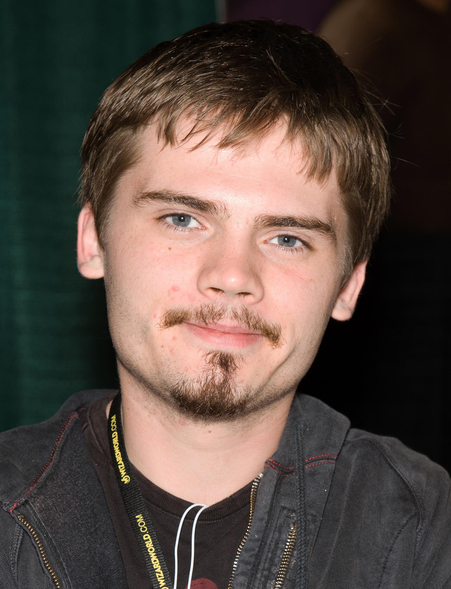 Jake Lloyd — Biografi Aktor, Film, Penghargaan & Fakta