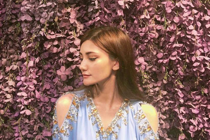 Wawancara Spesial Izzi Isman: From Her Relationship with EXO to Her Family