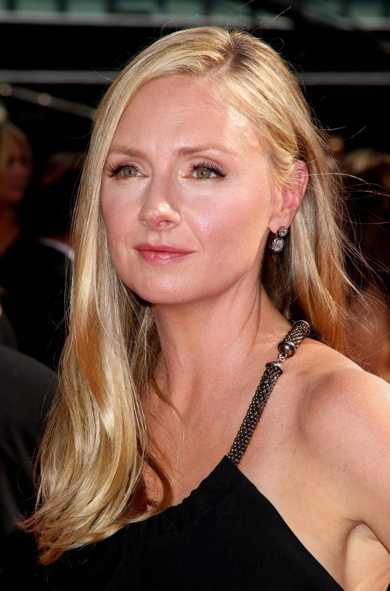 Hope Davis — Biografi Aktor, Film, Penghargaan & Fakta