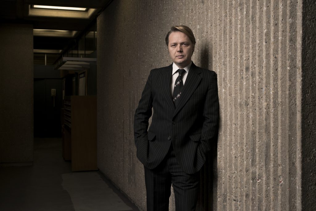 Shaun Dooley — Biografi Aktor, Film, Penghargaan & Fakta